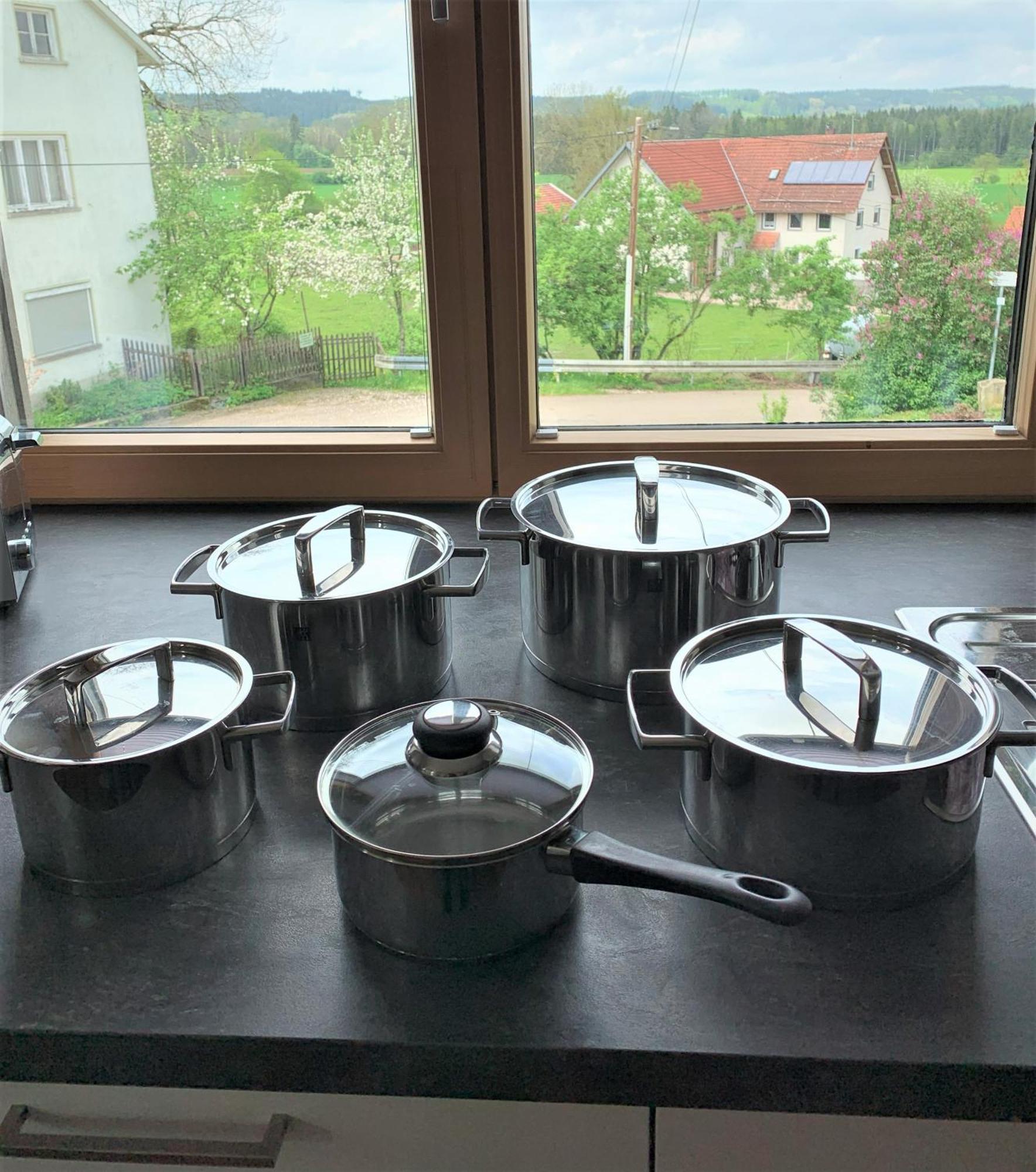 Fe Wo Brunnen - 120 Qm - Ruhige Lage - Viel Natur- Komfortabel - Grosser Balkon Und Garten 梅明根 外观 照片