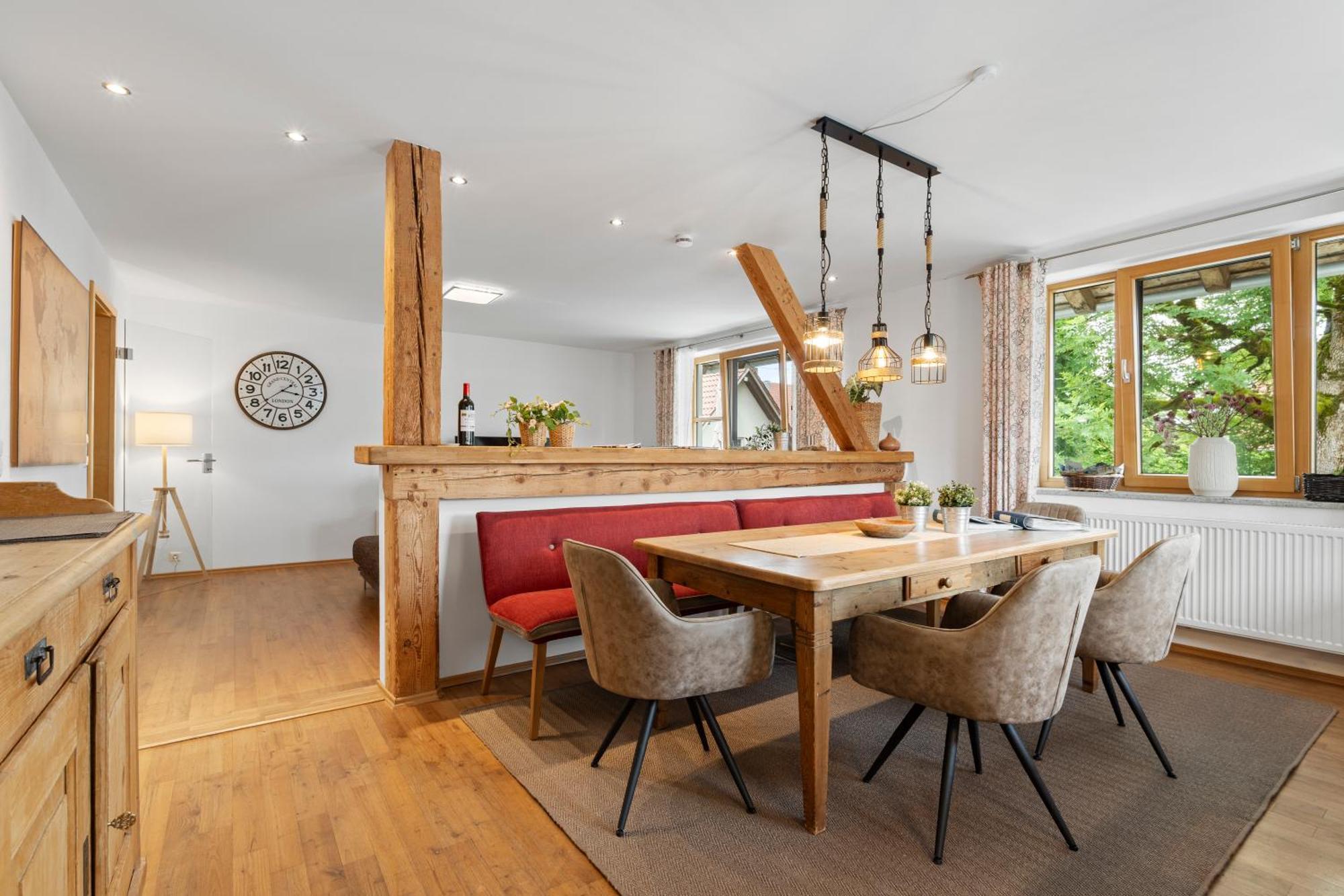 Fe Wo Brunnen - 120 Qm - Ruhige Lage - Viel Natur- Komfortabel - Grosser Balkon Und Garten - 3D Rundgang Verfuegbar 梅明根 外观 照片